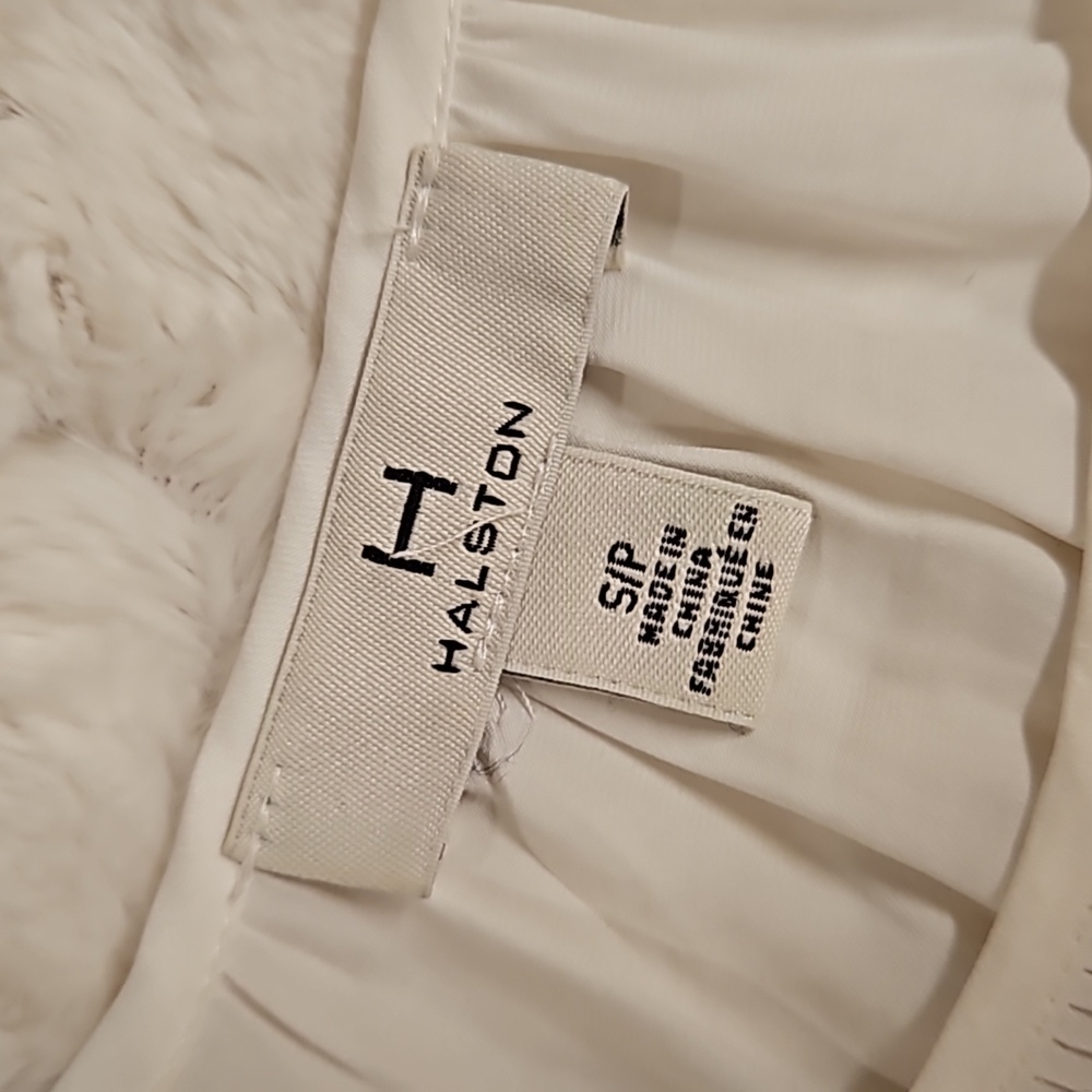 H by Halston white flowy blouse long sleeve button cuff pleated detail Sm petite - Picture 4 of 6